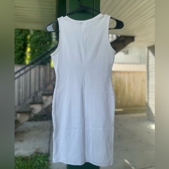 White dress hm - Picture 3 of 3